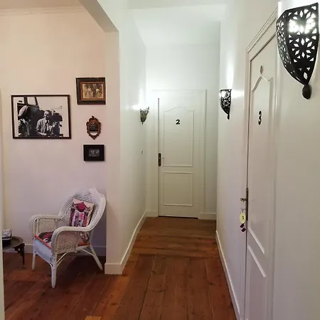 La Maison Blanche 住宿加早餐酒店