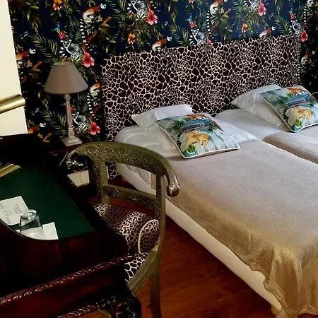 לינה וארוחת בוקר La Maison Blanche