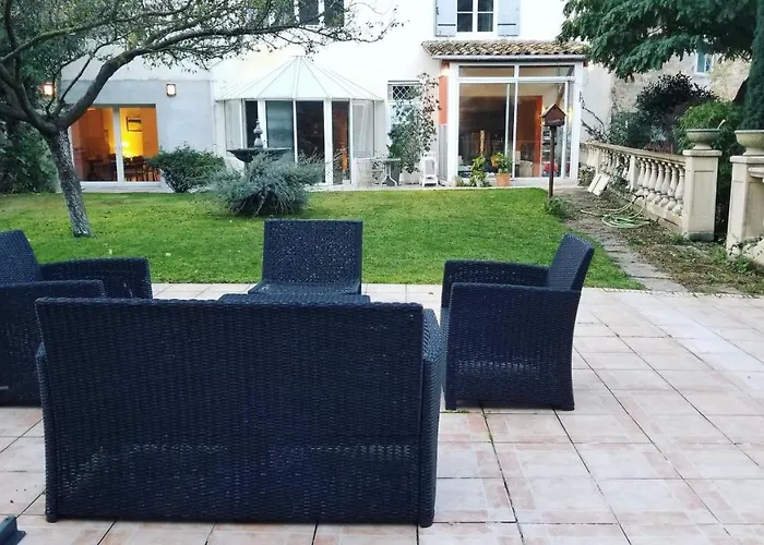 فندق مبيت وإفطار La Maison Blanche